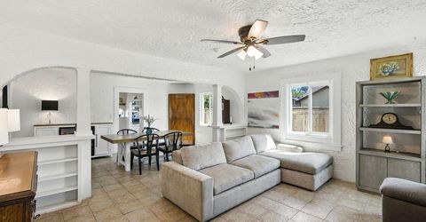 4037 42nd St, Sacramento, CA 95820 Photo