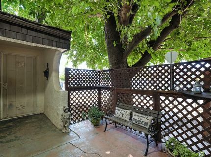 4037 42nd St, Sacramento, CA 95820 Photo