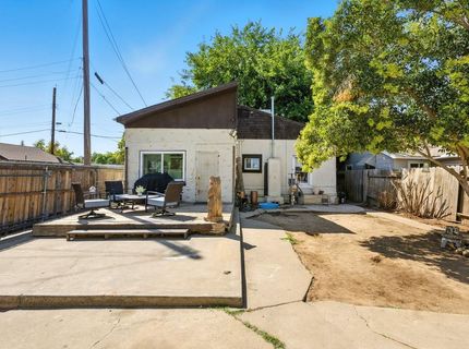4037 42nd St, Sacramento, CA 95820 Photo