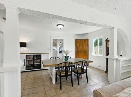 4037 42nd St, Sacramento, CA 95820 Photo