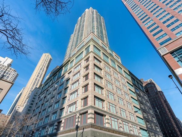 100 E HURON Street, Unit 4101, Chicago, IL 60611