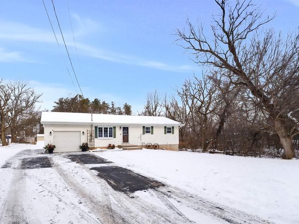 345 NYE STREET, Hortonville, WI 54944