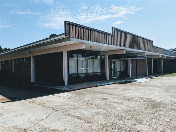 719 AVE G, Kentwood, LA 70444