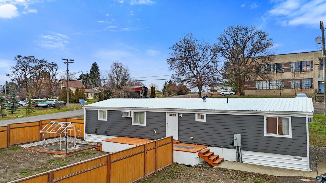 365 N Pine St, Spangle, WA 99031 Main Photo