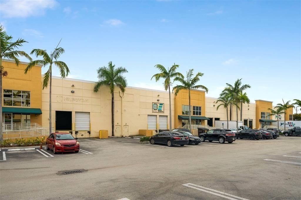 3530 NW 115th Ave, Unit 3530, Doral, FL 33178 Photo