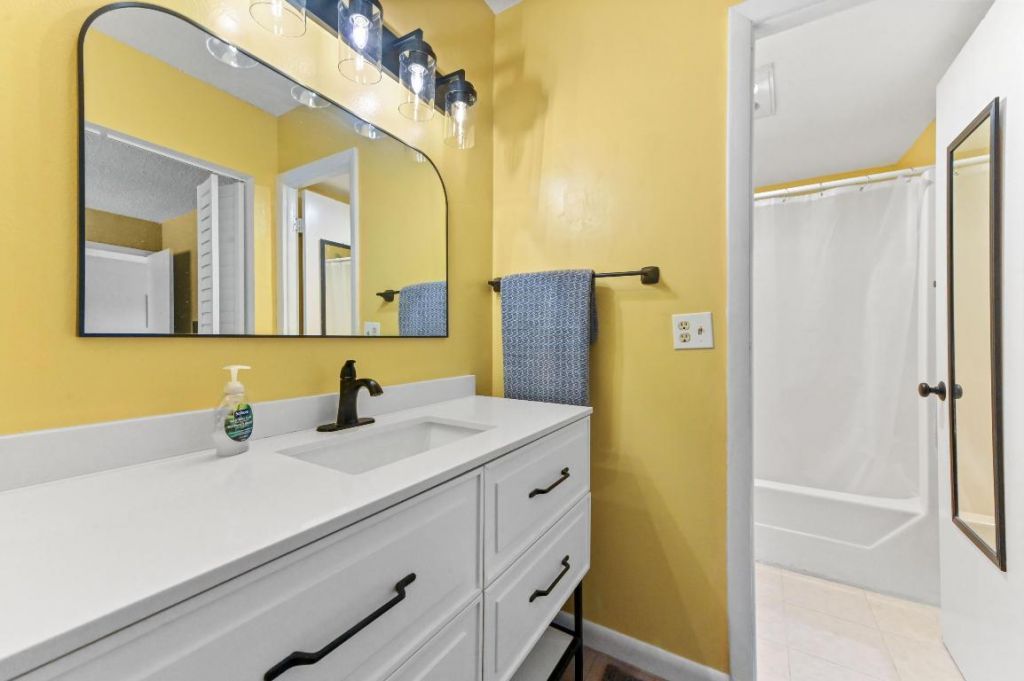 198 Lake Frances Drive, West Palm Beach, FL 33411 Photo