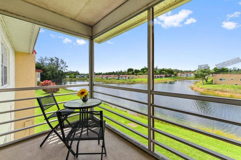 198 Lake Frances Drive, West Palm Beach, FL 33411 Photo