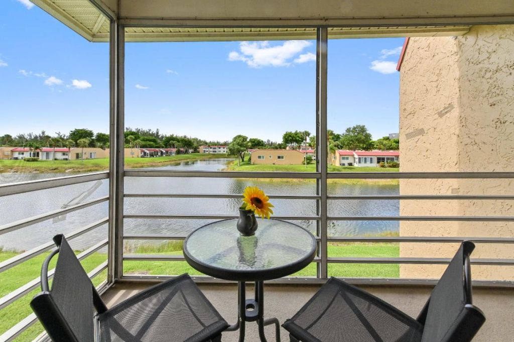 198 Lake Frances Drive, West Palm Beach, FL 33411 Photo