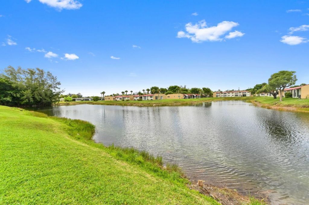 198 Lake Frances Drive, West Palm Beach, FL 33411 Photo