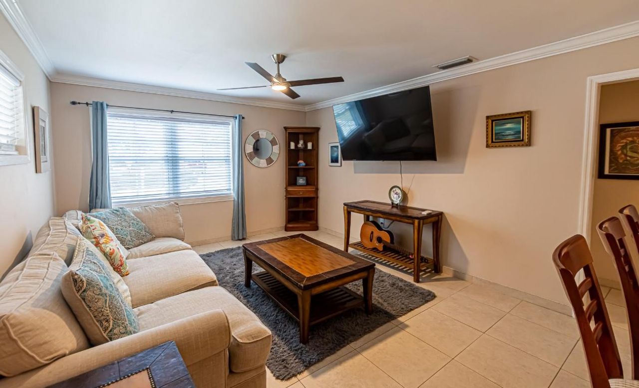 602 Azalea Avenue, Fort Pierce, FL 34982 Photo