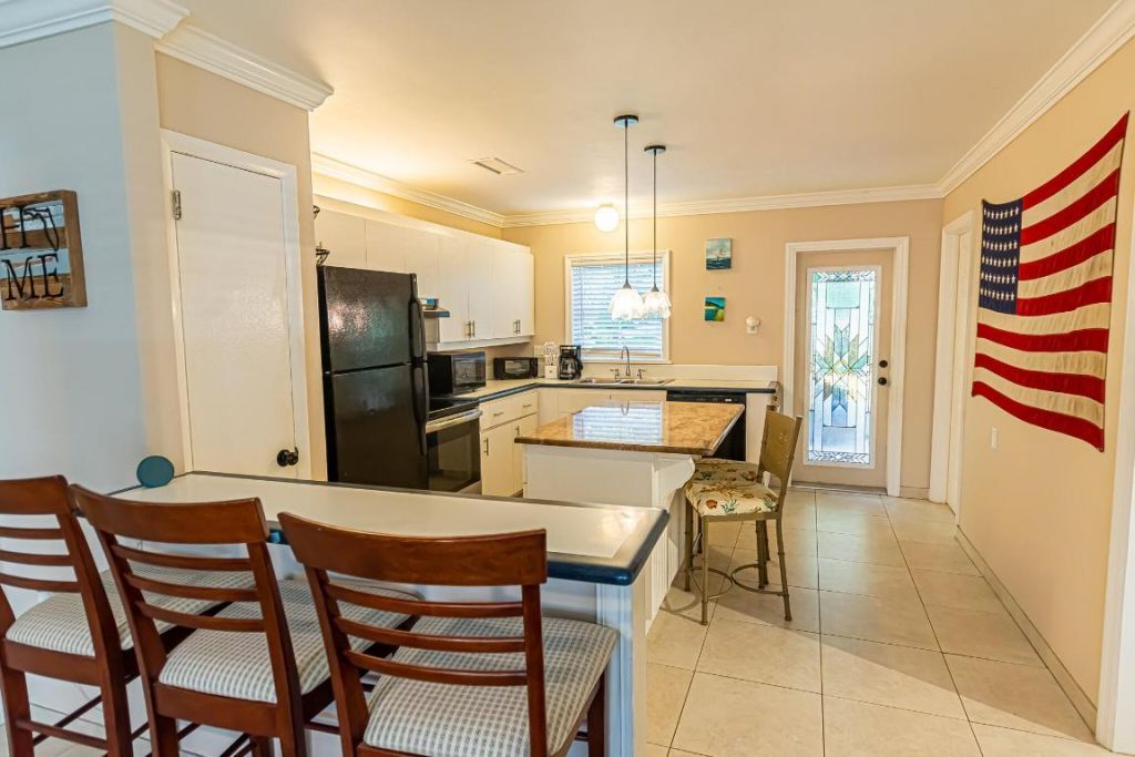 602 Azalea Avenue, Fort Pierce, FL 34982 Photo