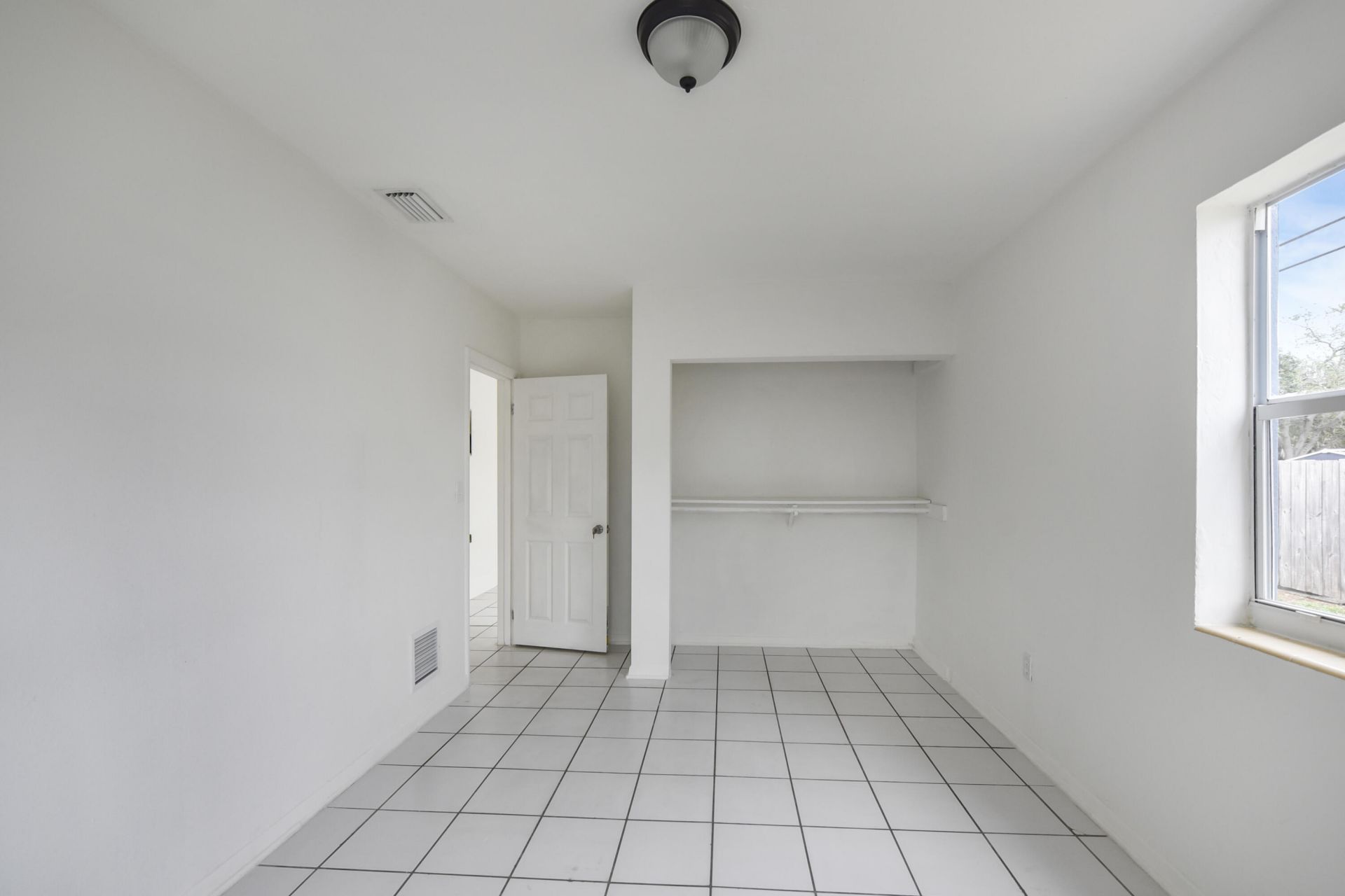 1560 NE 43rd Street, Pompano Beach, FL 33064 Photo