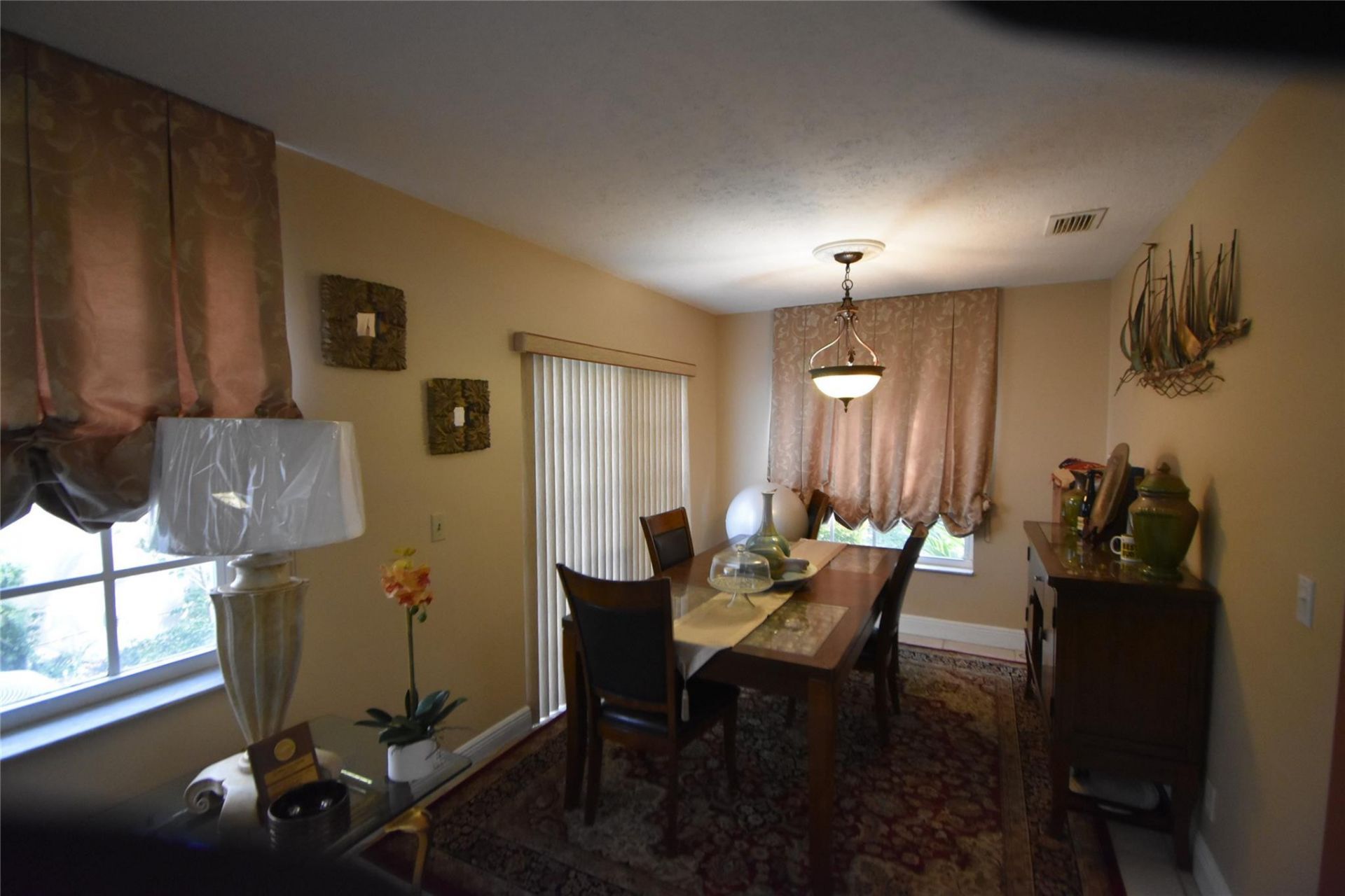 6572 Bayfront Drive, Margate, FL 33063 Photo