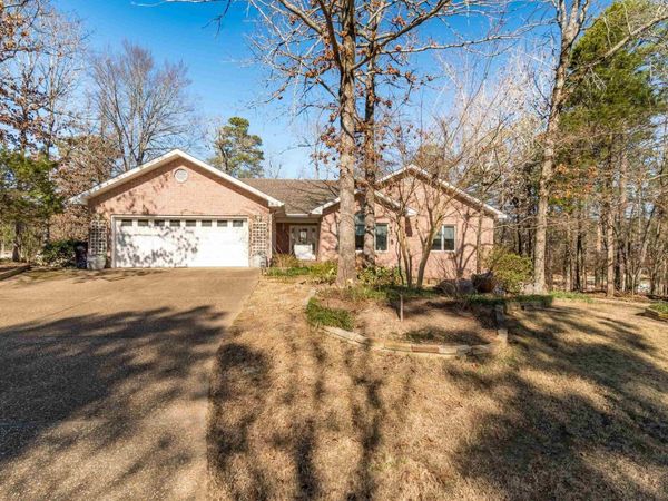 5 Conquista Lane, Hot Springs Village, AR 71909