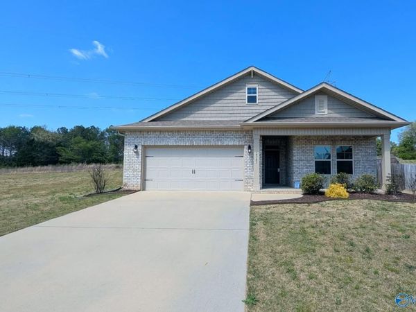 14783 London Lane, Athens, AL 35613