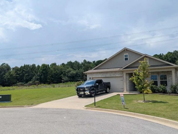14783 London Lane, Athens, AL 35613