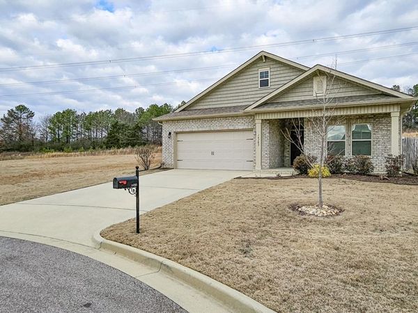 14783 London Lane, Athens, AL 35613