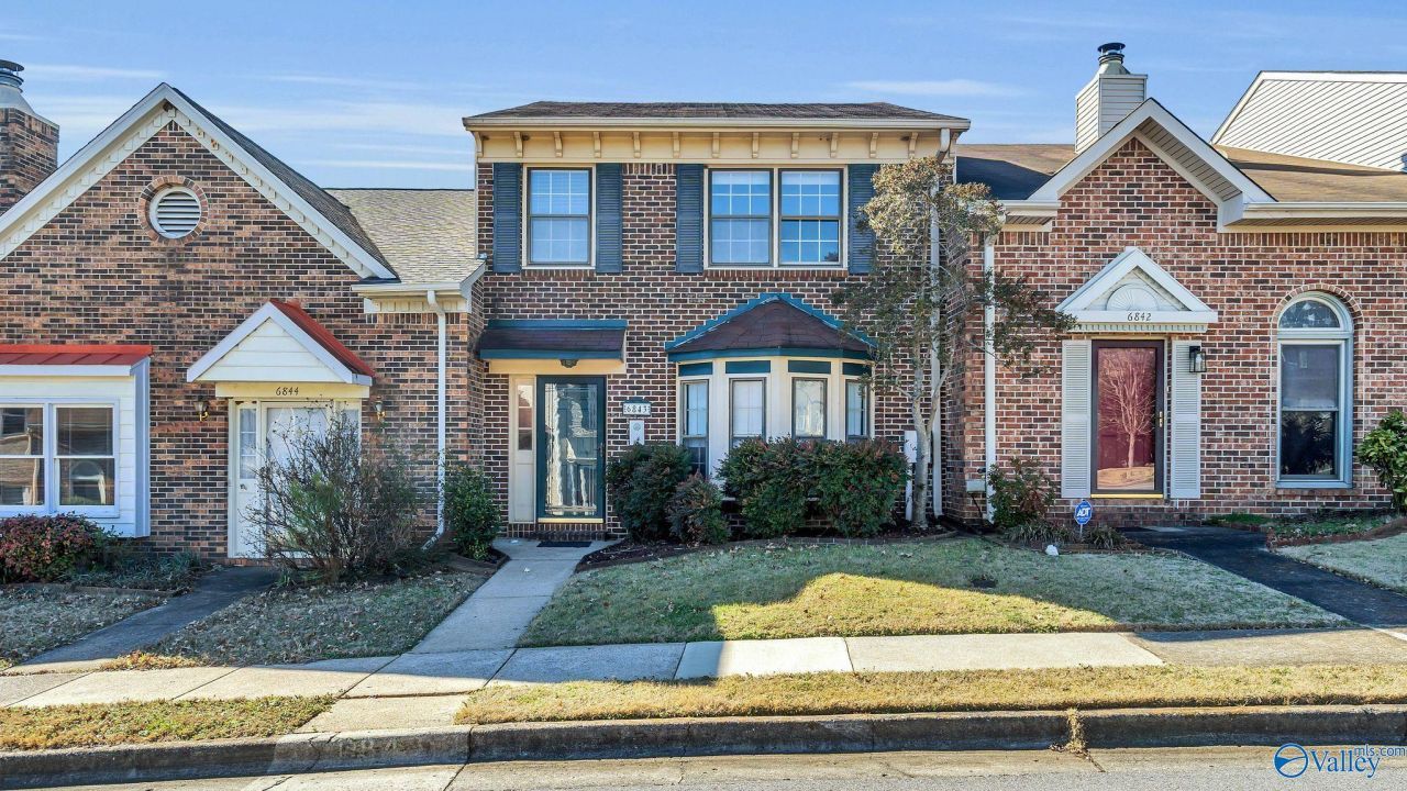 6843 Steeplechase Drive Nw, Huntsville, AL 35806 Main Photo