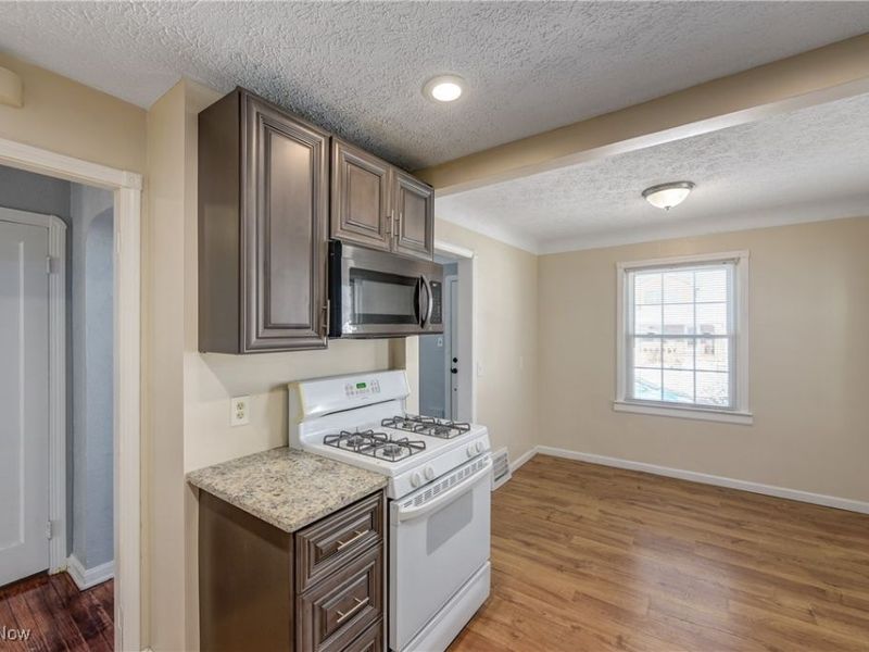 6013 Northcliff Avenue, Cleveland, OH 44144 Photo 11