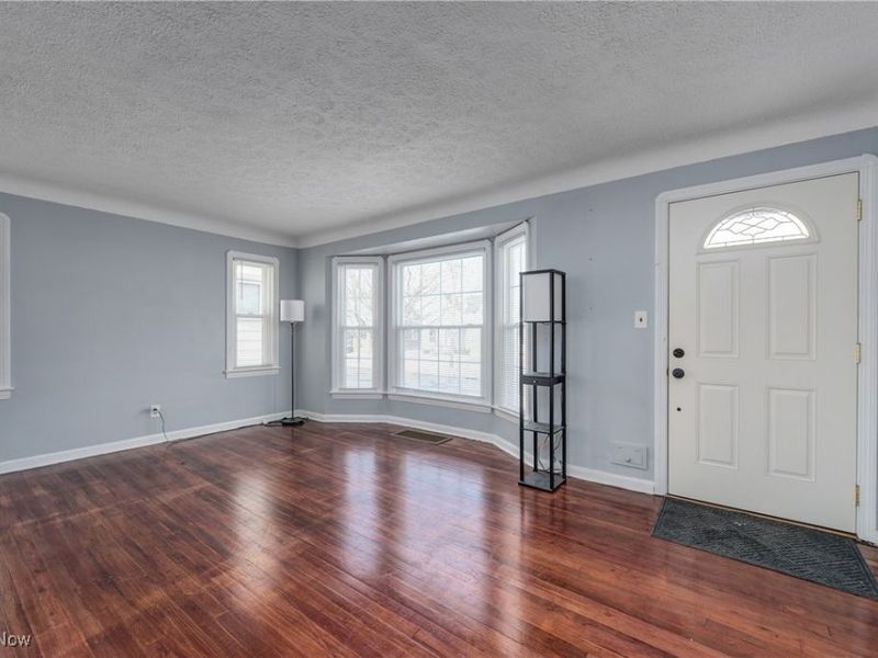 6013 Northcliff Avenue, Cleveland, OH 44144 Photo 2