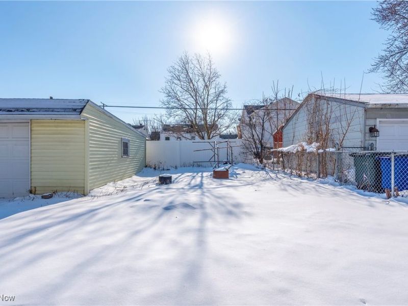 6013 Northcliff Avenue, Cleveland, OH 44144 Photo 31