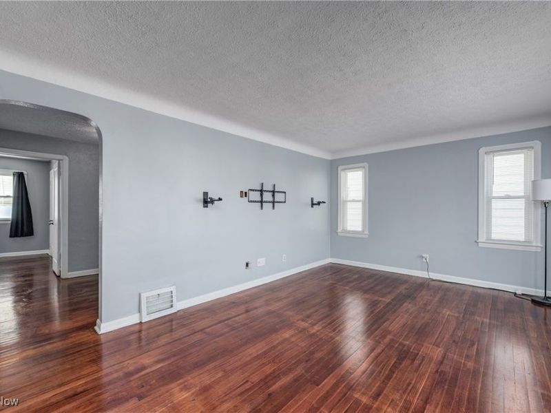 6013 Northcliff Avenue, Cleveland, OH 44144 Photo 4