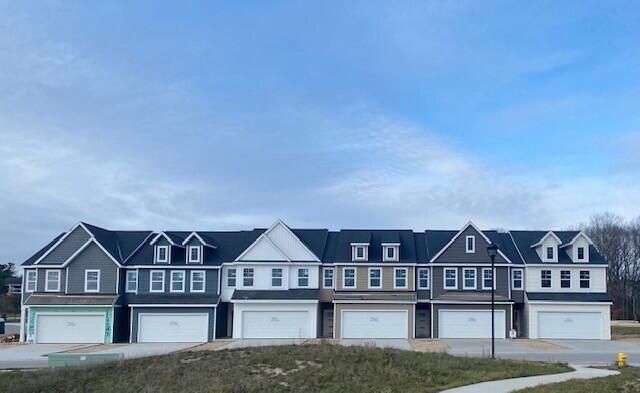 4241 Stratton Boulevard Se, Unit 24, Kentwood, MI 49512 Main Photo