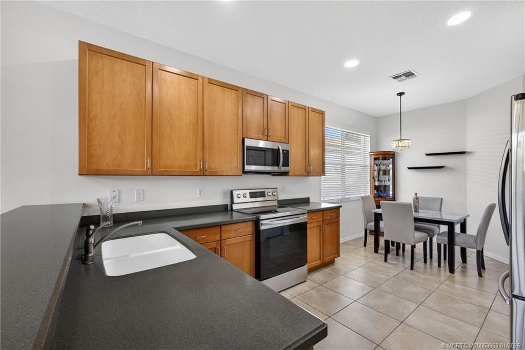 10059 Chadwick Drive Sw, Port Saint Lucie, FL 34987 Photo