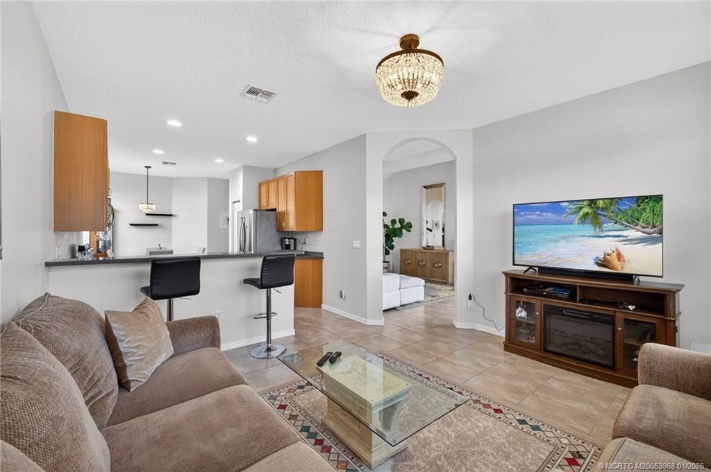 10059 Chadwick Drive Sw, Port Saint Lucie, FL 34987 Photo