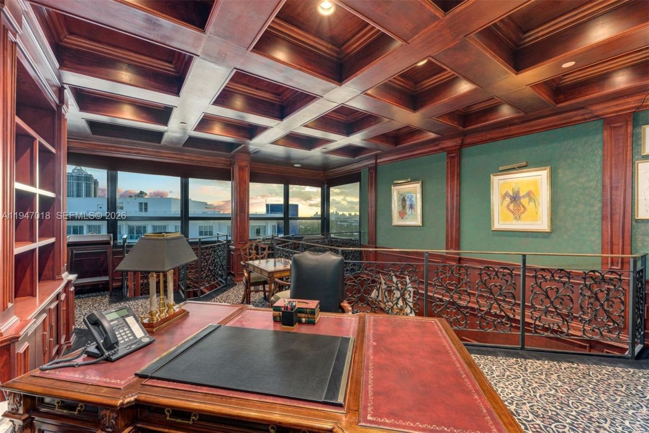 5225 Collins Ave , Unit PH8, Miami Beach, FL 33140 Photo