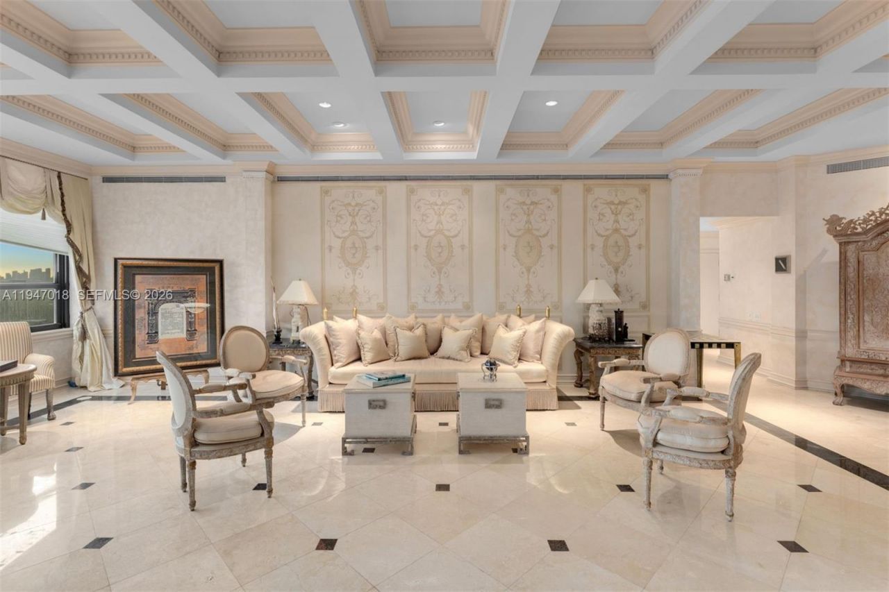 5225 Collins Ave, Unit PH8, Miami Beach, FL 33140 Photo