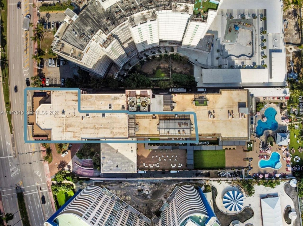 5225 Collins Ave , Unit PH8, Miami Beach, FL 33140 Photo