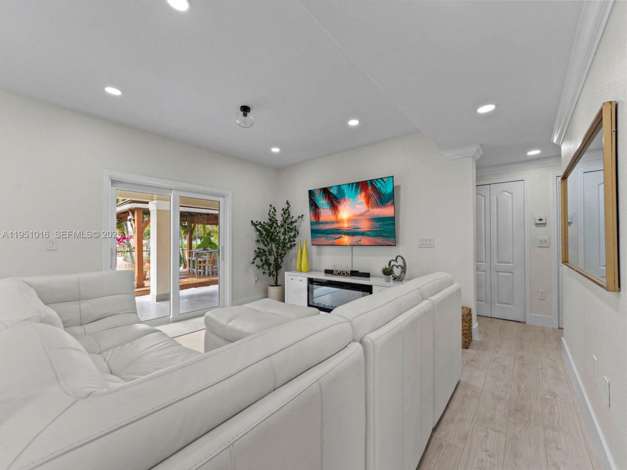 5226 SW 160th Ave , Miami, FL 33185 Photo