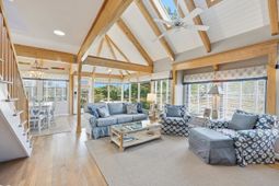 32 Spot Tail At Oystercatcher photo 4