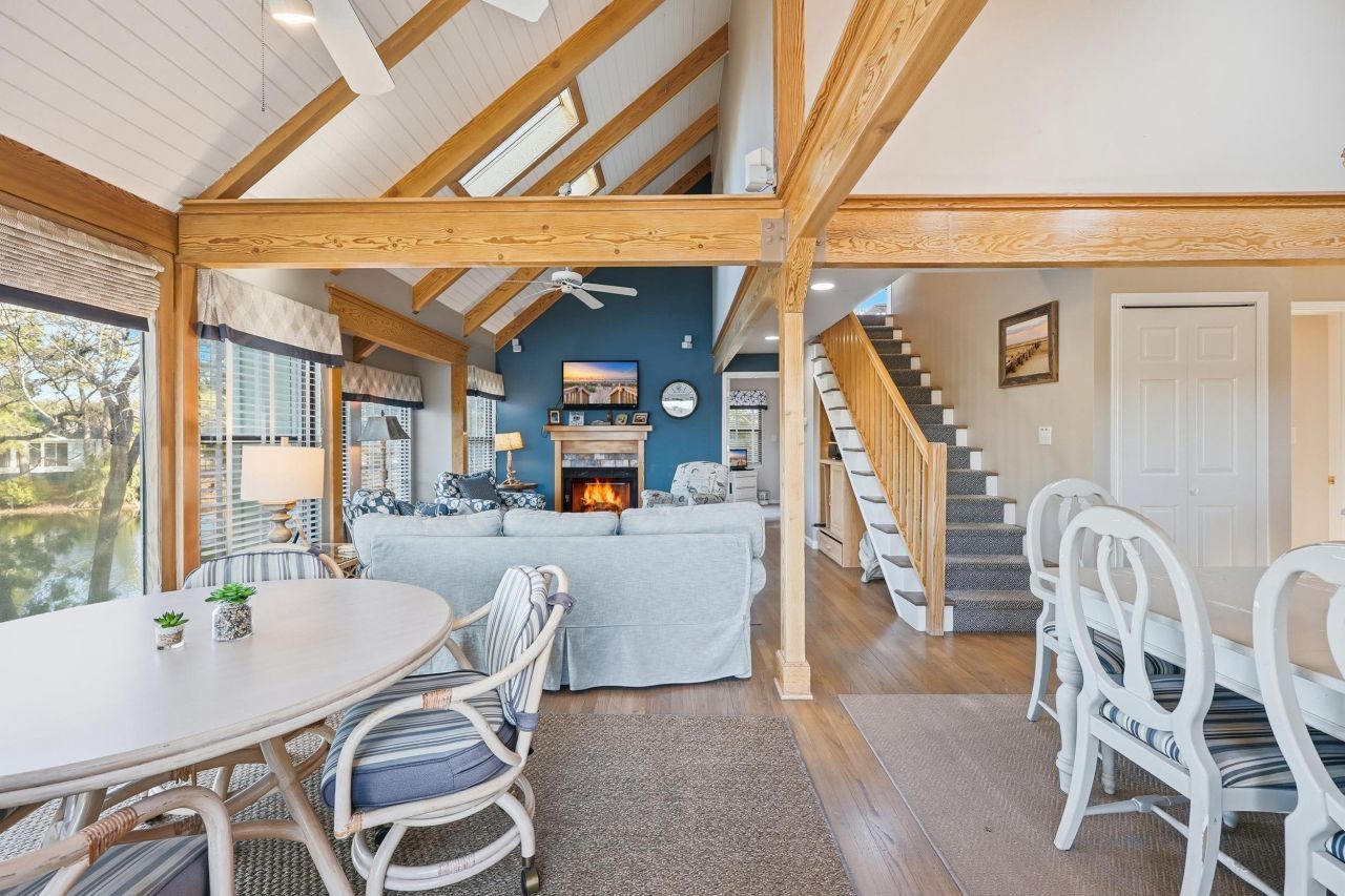 32 Spot Tail At Oystercatcher Photo 6