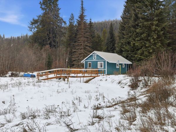 331 Franco Ln, Cusick, WA 99119