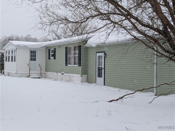 84 Pocono Park, Akron, NY 14001