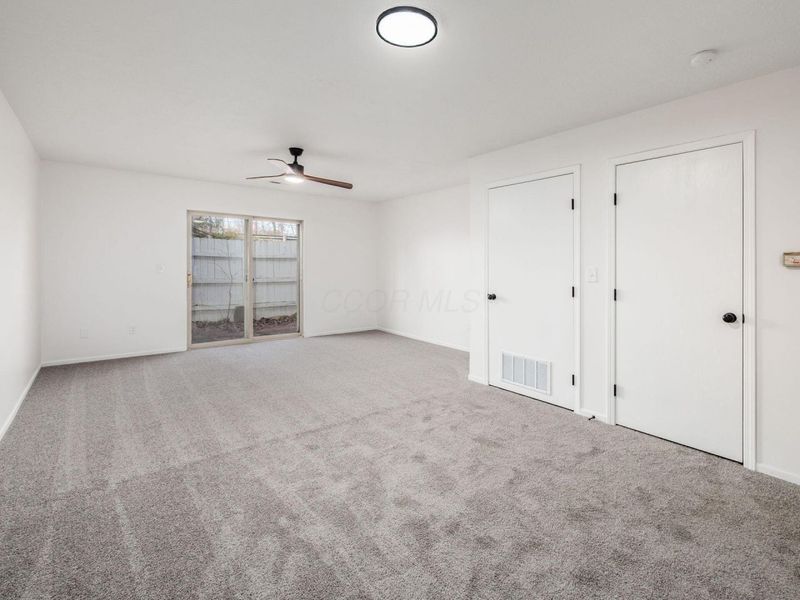 1211 Rivercrest Drive S, Unit E, Delaware, OH 43015 Photo 13