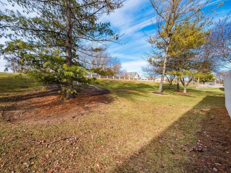 1211 Rivercrest Drive S, Unit E, Delaware, OH 43015 Photo 33