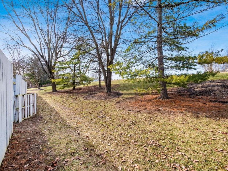 1211 Rivercrest Drive S, Unit E, Delaware, OH 43015 Photo 34