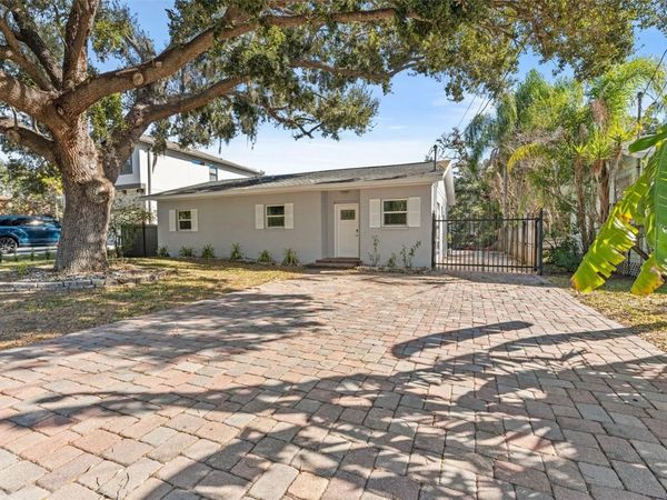 7425 SEAGULL WAY, TAMPA, FL 33635