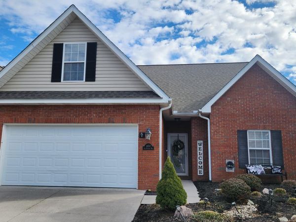 4650 Oak Meadow Way, Knoxville, TN 37918