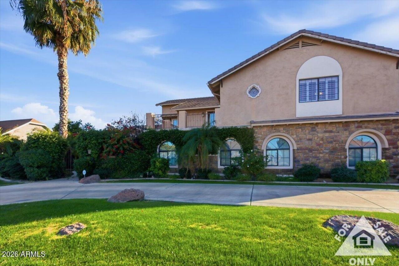 3203 E Ellis Street, Mesa, AZ 85213 Main Photo