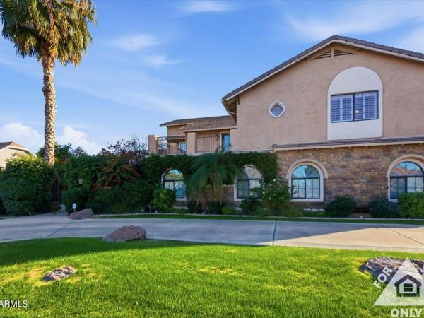 3203 E ELLIS Street, Mesa, AZ 85213