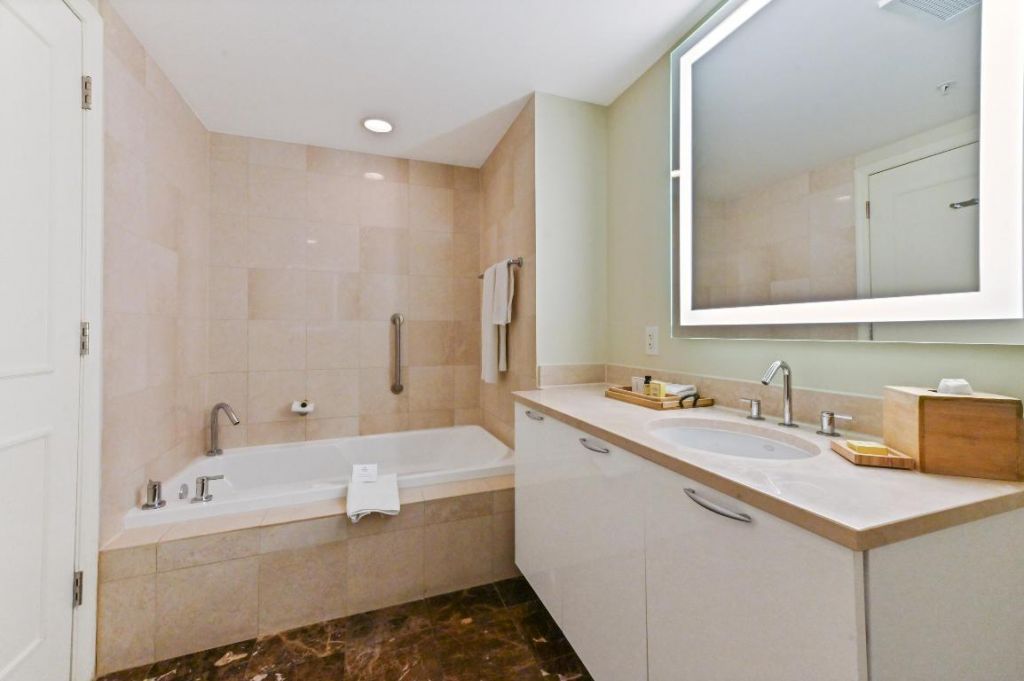 505 N Fort Lauderdale Beach Boulevard, Unit #1708, Fort Lauderdale, FL 33304 Photo