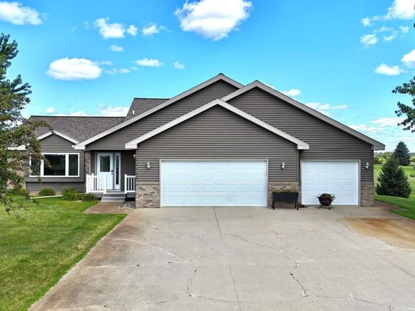 39534 Primrose Court, Sauk Centre, MN 56378