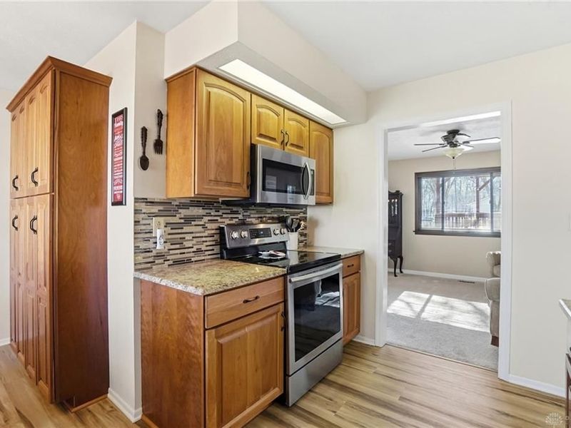 2036 Meadowside Lane, Washington Township, OH 45458 Photo 13