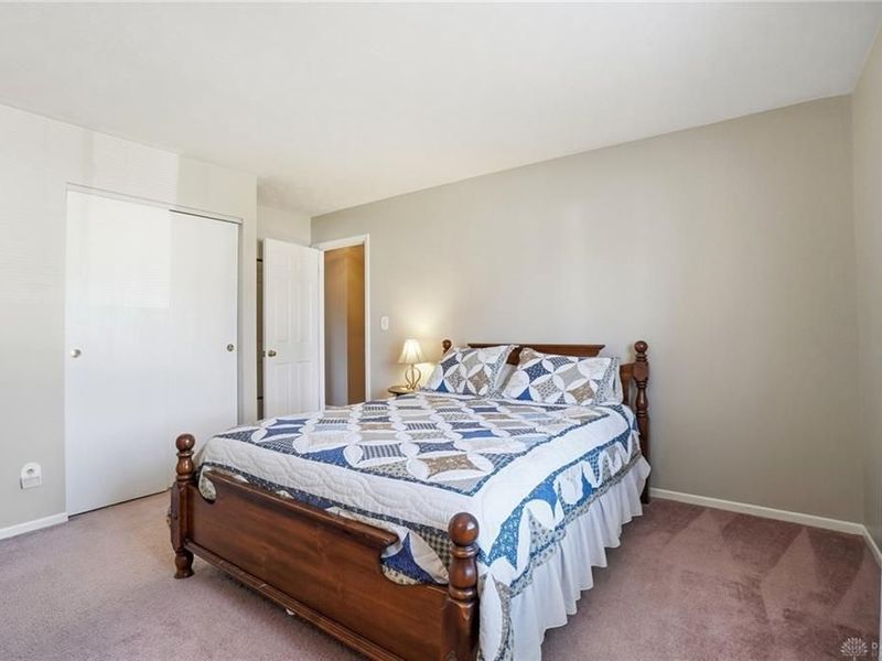 2036 Meadowside Lane, Washington Township, OH 45458 Photo 34