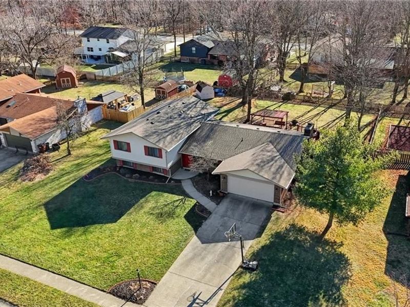 2036 Meadowside Lane, Washington Township, OH 45458 Photo 4