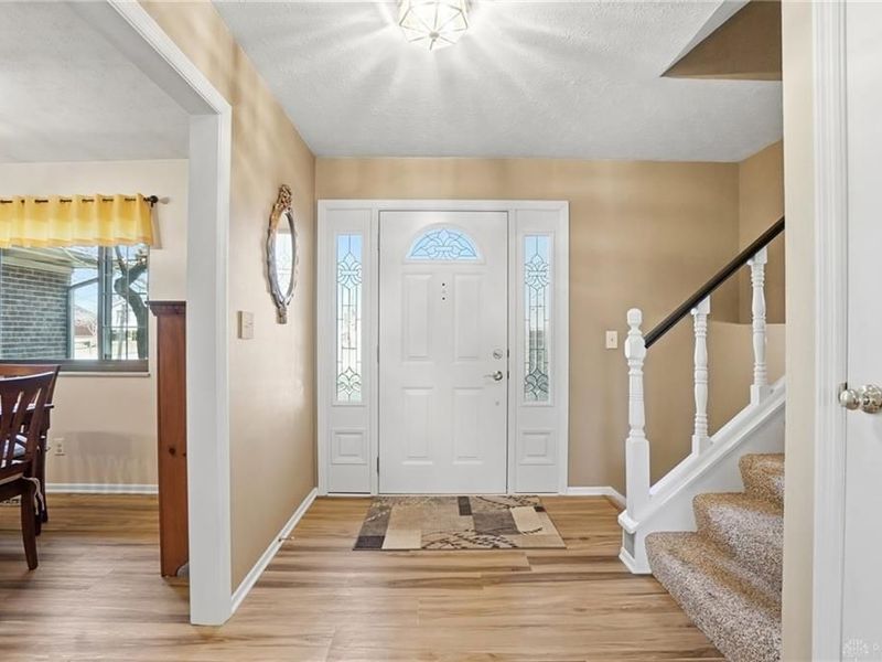 2036 Meadowside Lane, Washington Township, OH 45458 Photo 8